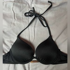 32A women’s bathing suit top in black by Victoria’s Secret